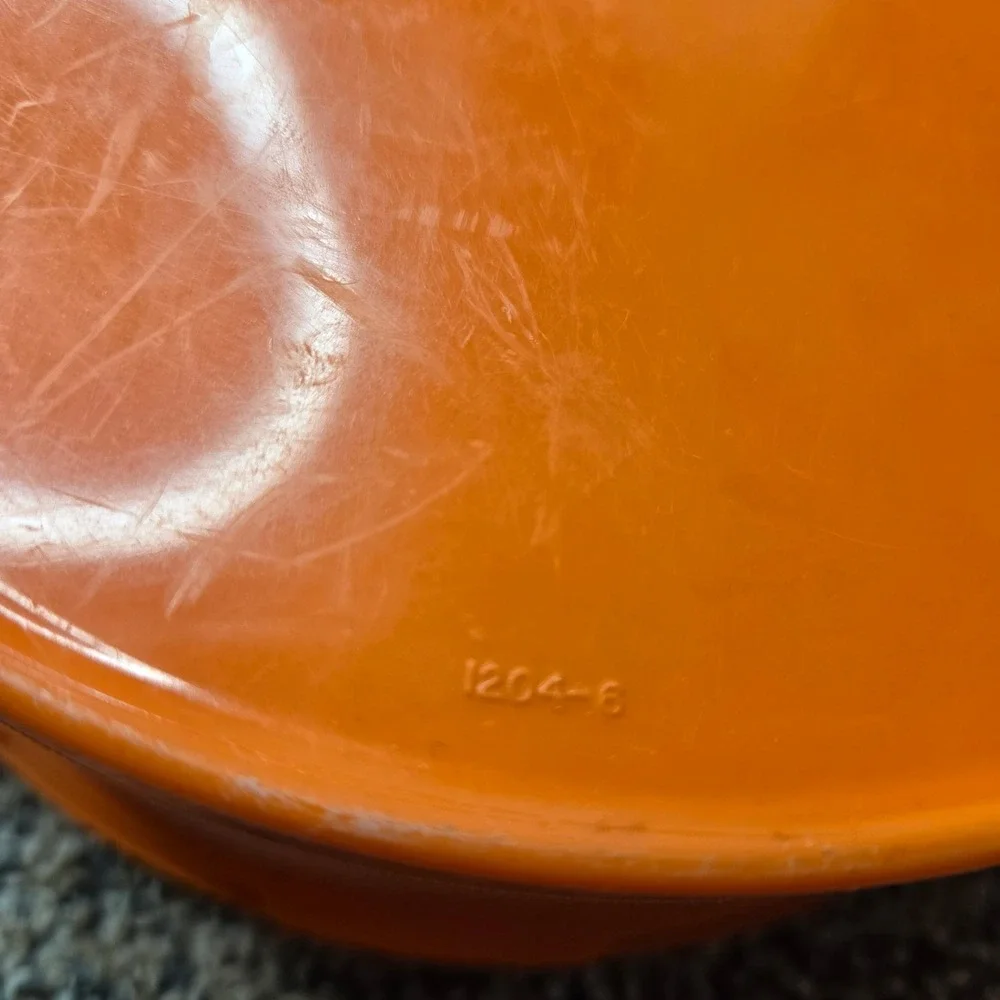 Vintage‎ Tupperware Orange Servalier Bowl with Sunburst Lid 1204-6 1205-2 Retro